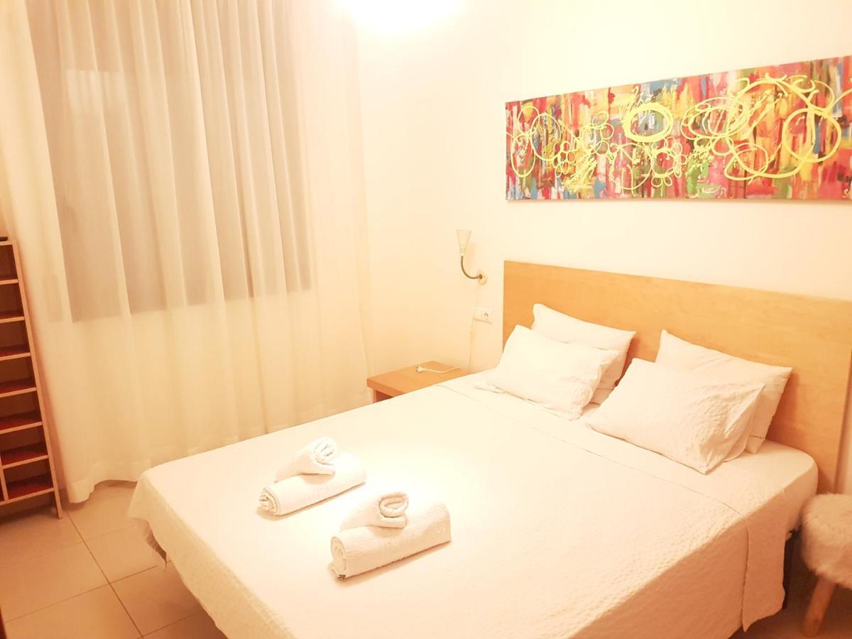 Beautiful Apartment 75M2 With View At The Beach, Pool, Parking Roses Esterno foto